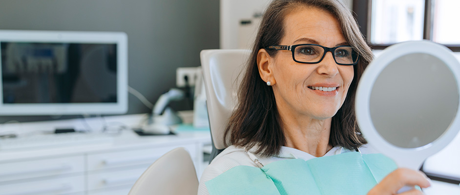 Schöner lächeln mit Bleaching / Veneers in Königstein im Taunus